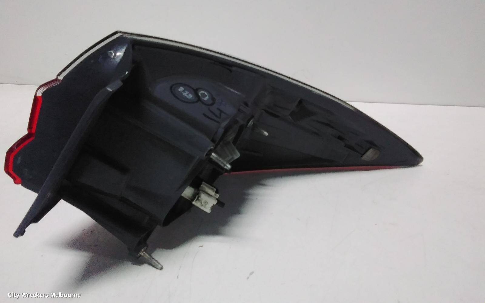 TOYOTA COROLLA LEFT TAILLIGHT, ZRE172R, SEDAN, 11/2016 - 06/2019