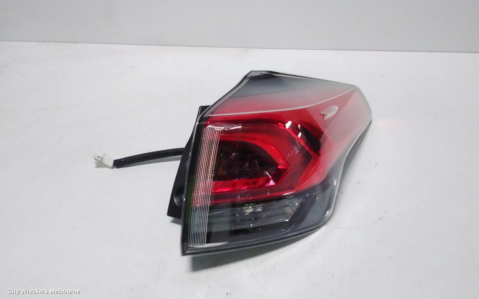 TOYOTA RAV4 RIGHT TAILLIGHT, IN BODY, XA40, 10/2015 - 12/2018