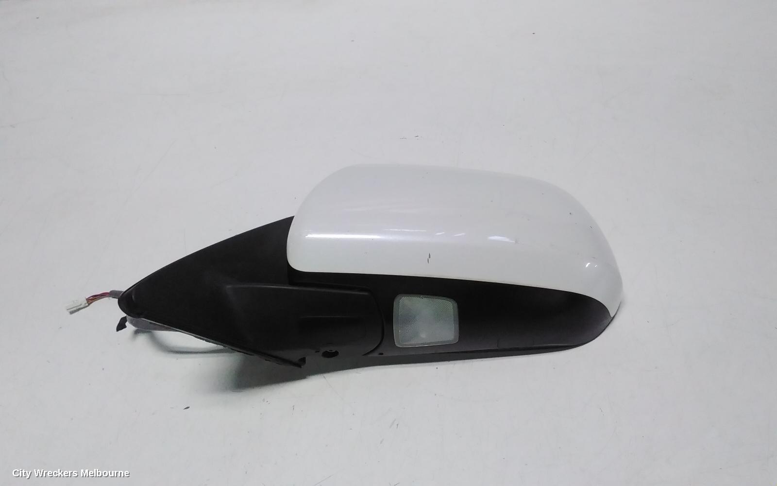 TOYOTA KLUGER LEFT DOOR MIRROR, GSU40-GSU45, 07/2010 - 02/2014