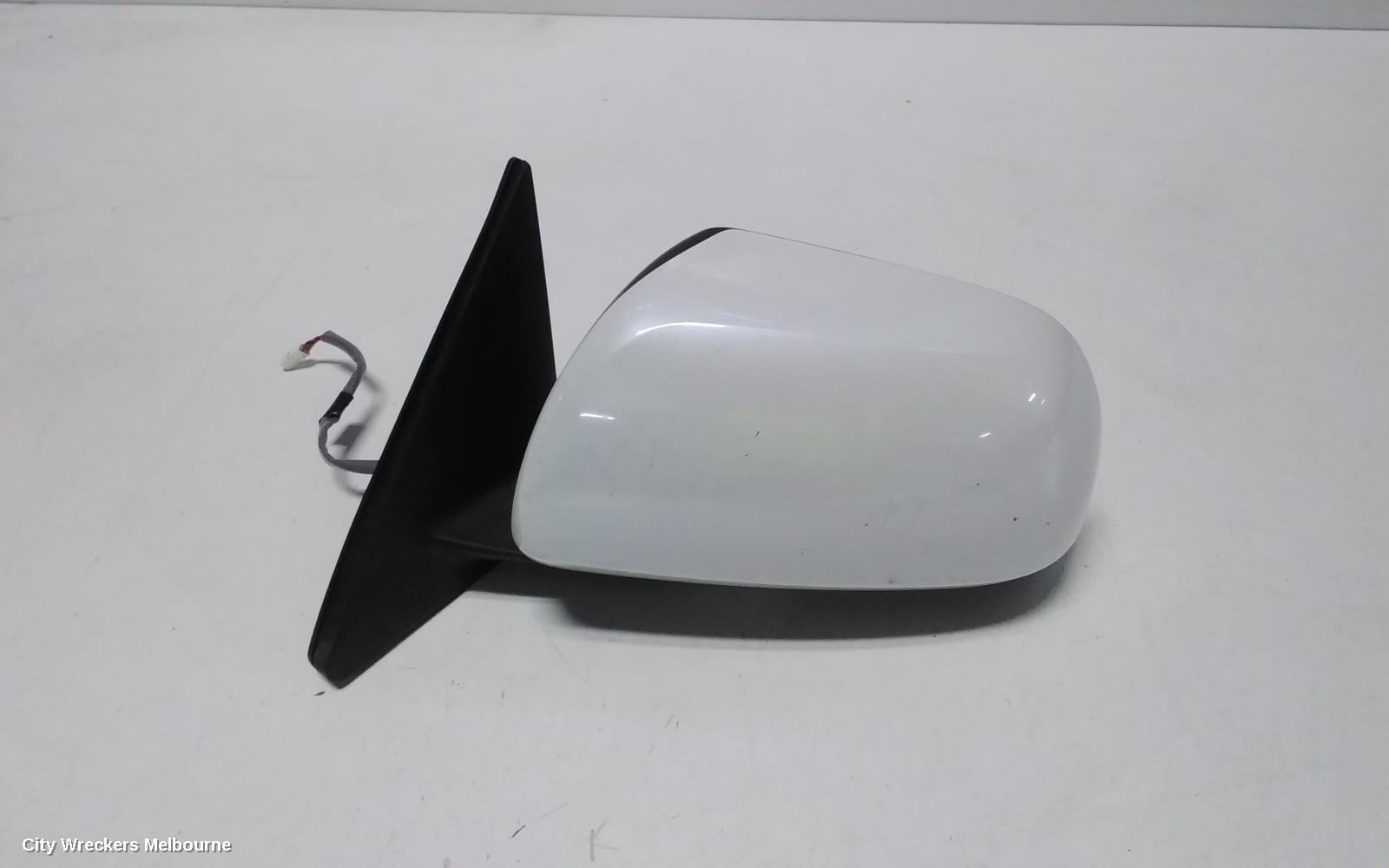 TOYOTA KLUGER LEFT DOOR MIRROR, GSU40-GSU45, 07/2010 - 02/2014