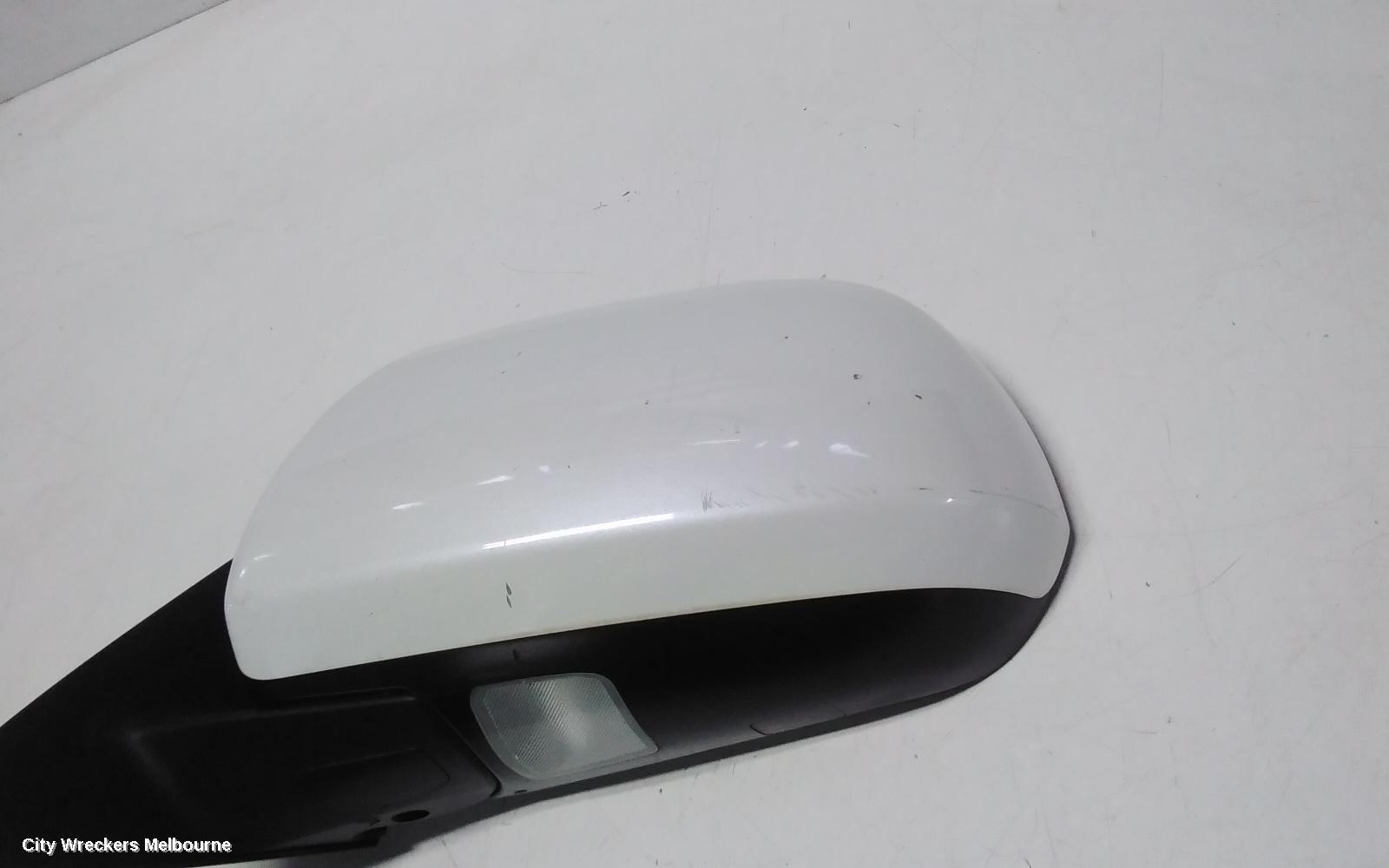 TOYOTA KLUGER LEFT DOOR MIRROR, GSU40-GSU45, 07/2010 - 02/2014
