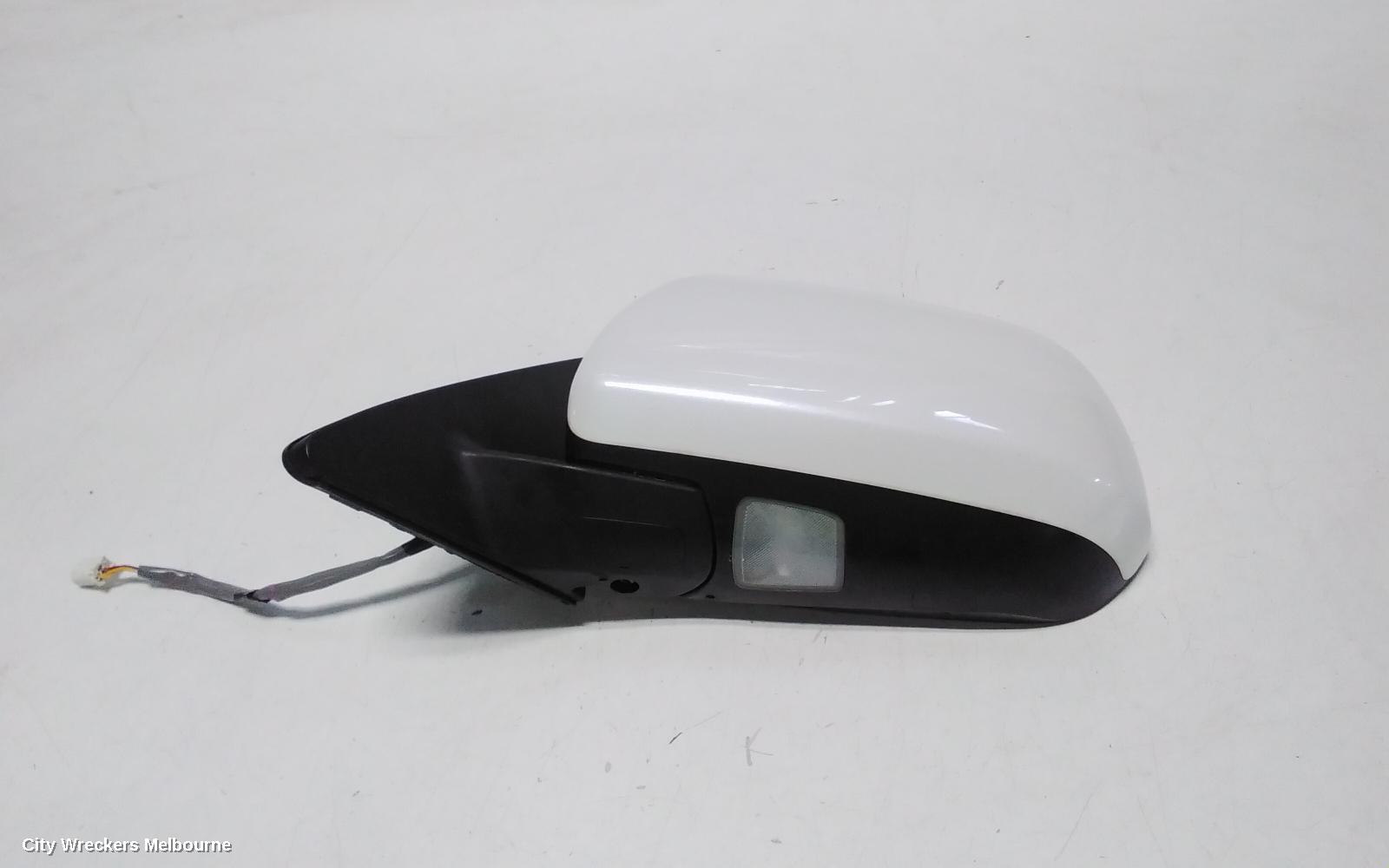 TOYOTA KLUGER LEFT DOOR MIRROR, GSU40-GSU45, 07/2010 - 02/2014