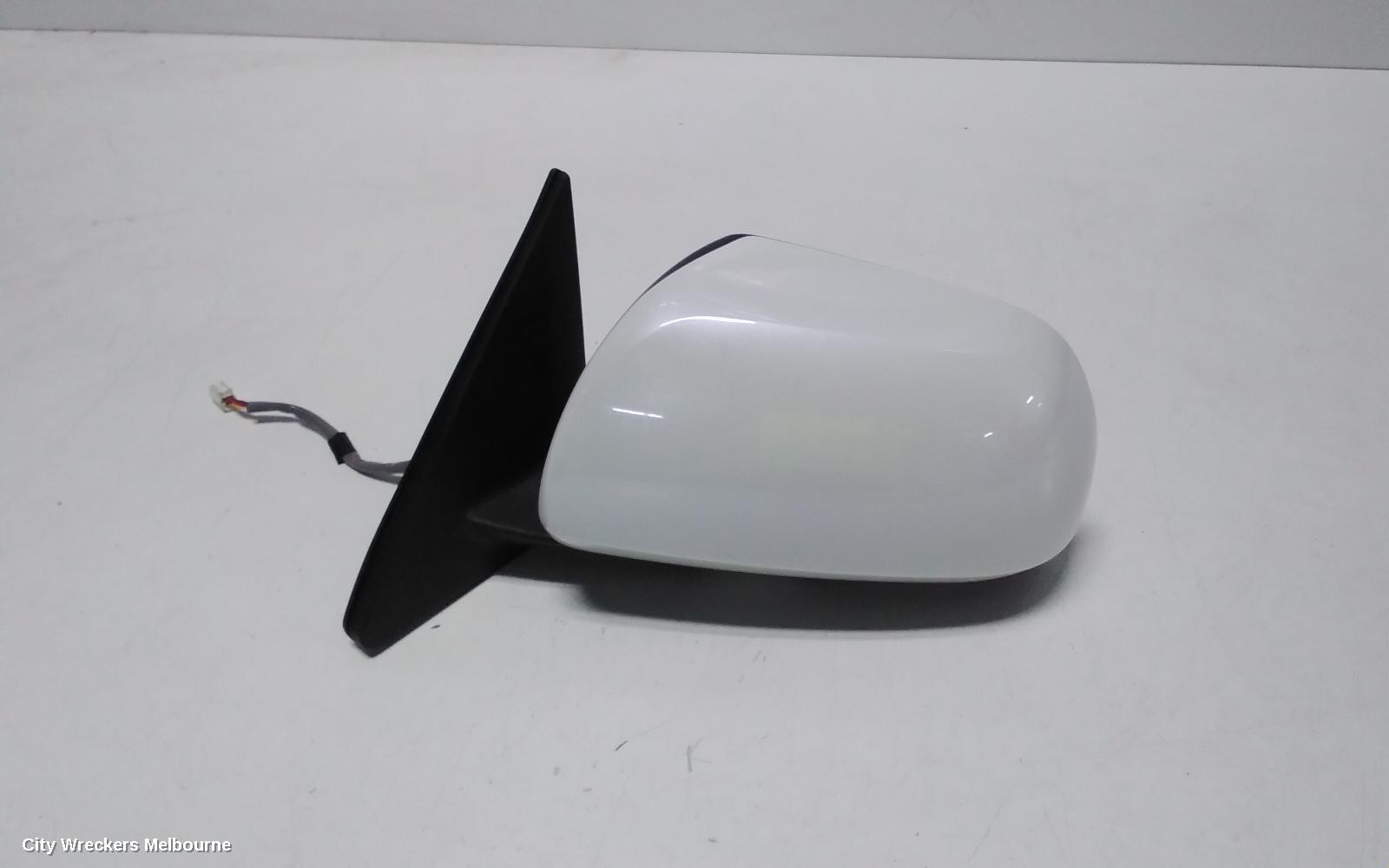 TOYOTA KLUGER LEFT DOOR MIRROR, GSU40-GSU45, 07/2010 - 02/2014