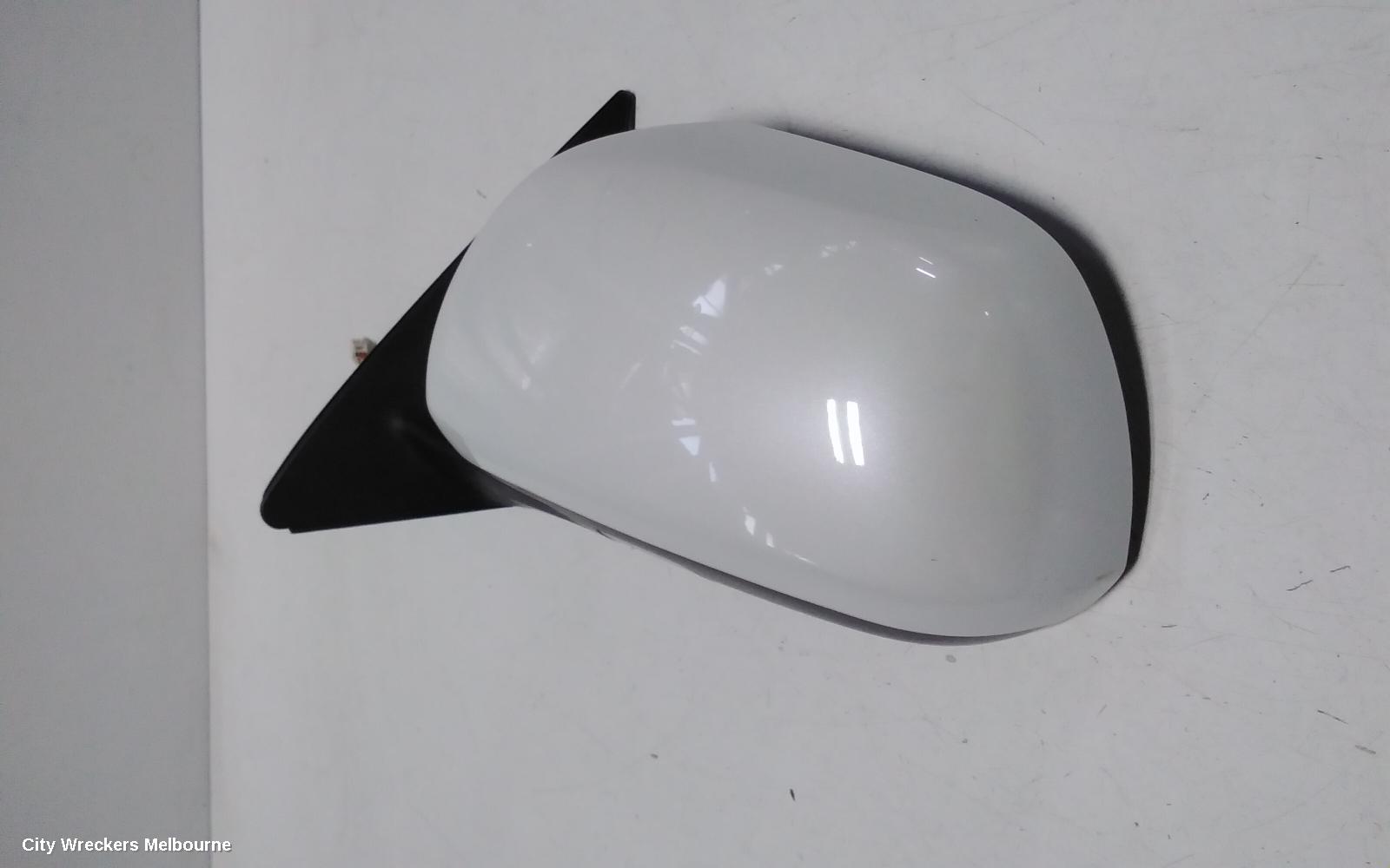 TOYOTA KLUGER LEFT DOOR MIRROR, GSU40-GSU45, 07/2010 - 02/2014