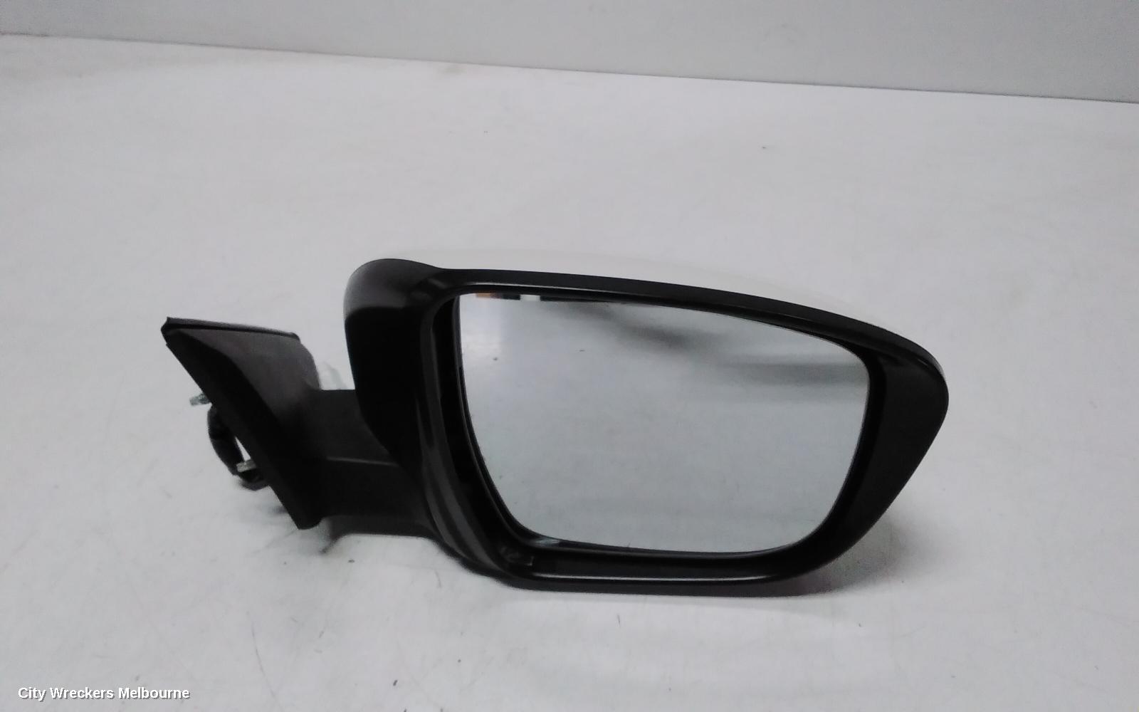 NISSAN XTRAIL RIGHT DOOR MIRROR, T32, TS/ST, NON CAMERA TYPE, 02/2014 - 07/2022