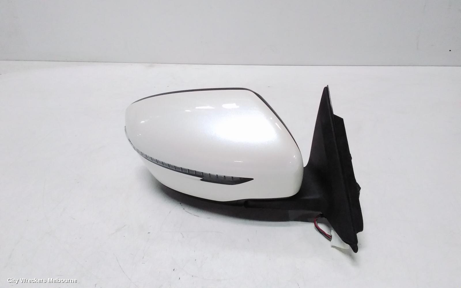 NISSAN XTRAIL RIGHT DOOR MIRROR, T32, TS/ST, NON CAMERA TYPE, 02/2014 - 07/2022