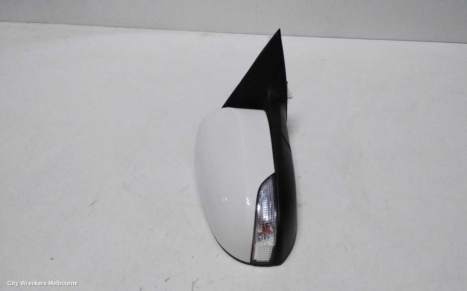 TOYOTA AURION RIGHT DOOR MIRROR, GSV50R, PRODIGY, W/ AUTO DIP, NON BLIND SPOT TYPE, 02/2012 - 04/2015