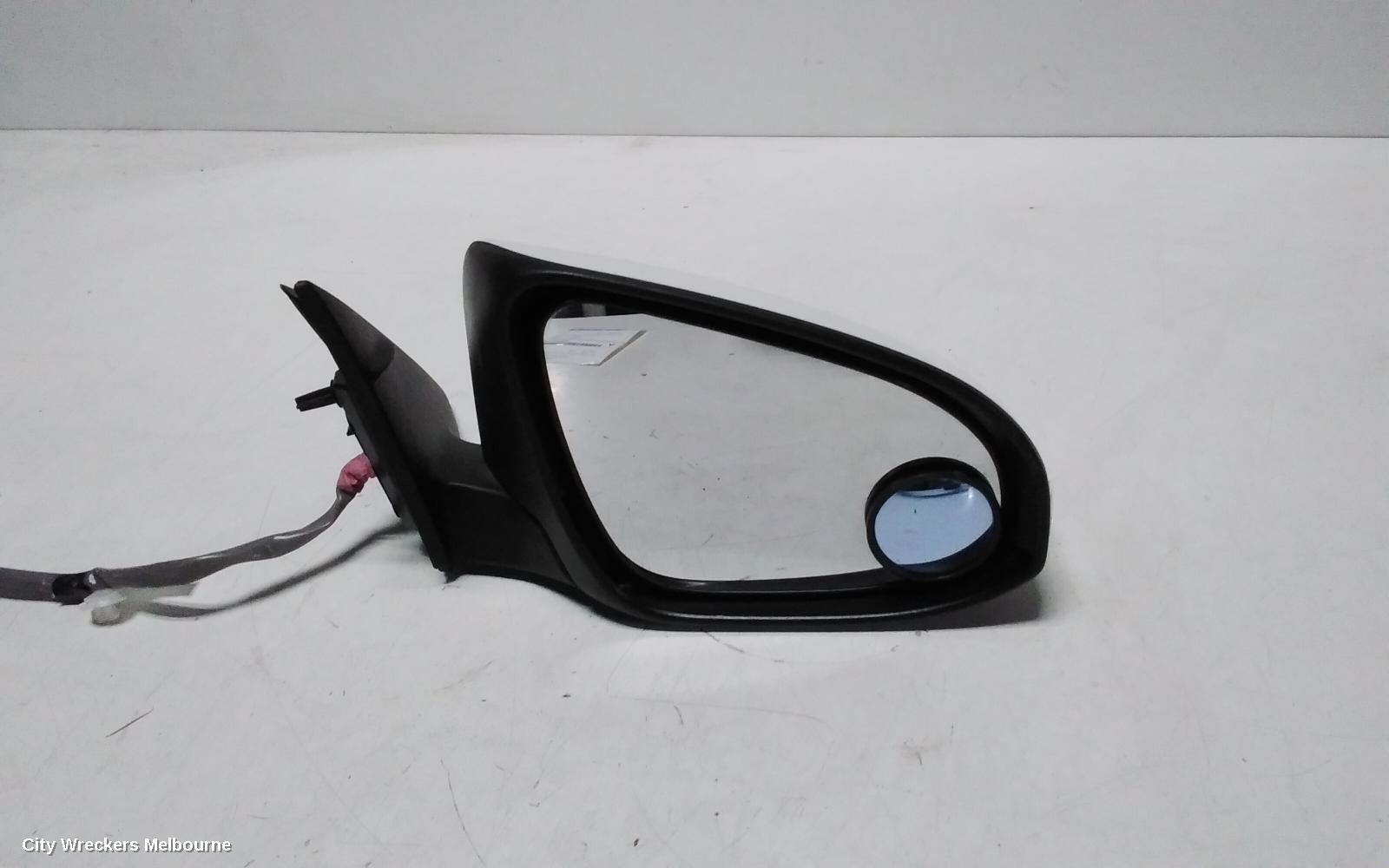 TOYOTA AURION RIGHT DOOR MIRROR, GSV50R, PRODIGY, W/ AUTO DIP, NON BLIND SPOT TYPE, 02/2012 - 04/2015