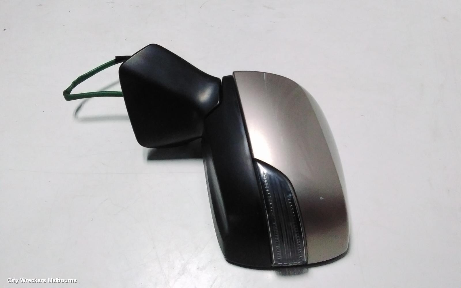 SUBARU FORESTER LEFT DOOR MIRROR, SJ, W/ FLASHER, NON HEATED, NON BLINDSPOT, (5 WIRE), 09/2012 - 08/2018