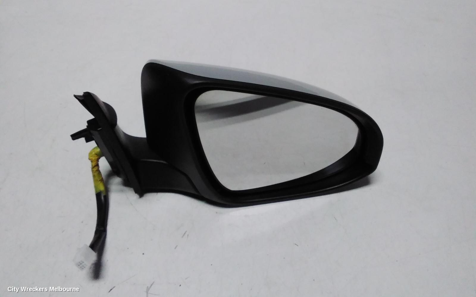 TOYOTA CAMRY RIGHT DOOR MIRROR, ASV50, ALTISE/ATARA S/SX, NON AUTO DIPPING TYPE, 04/2015 - 10/2017