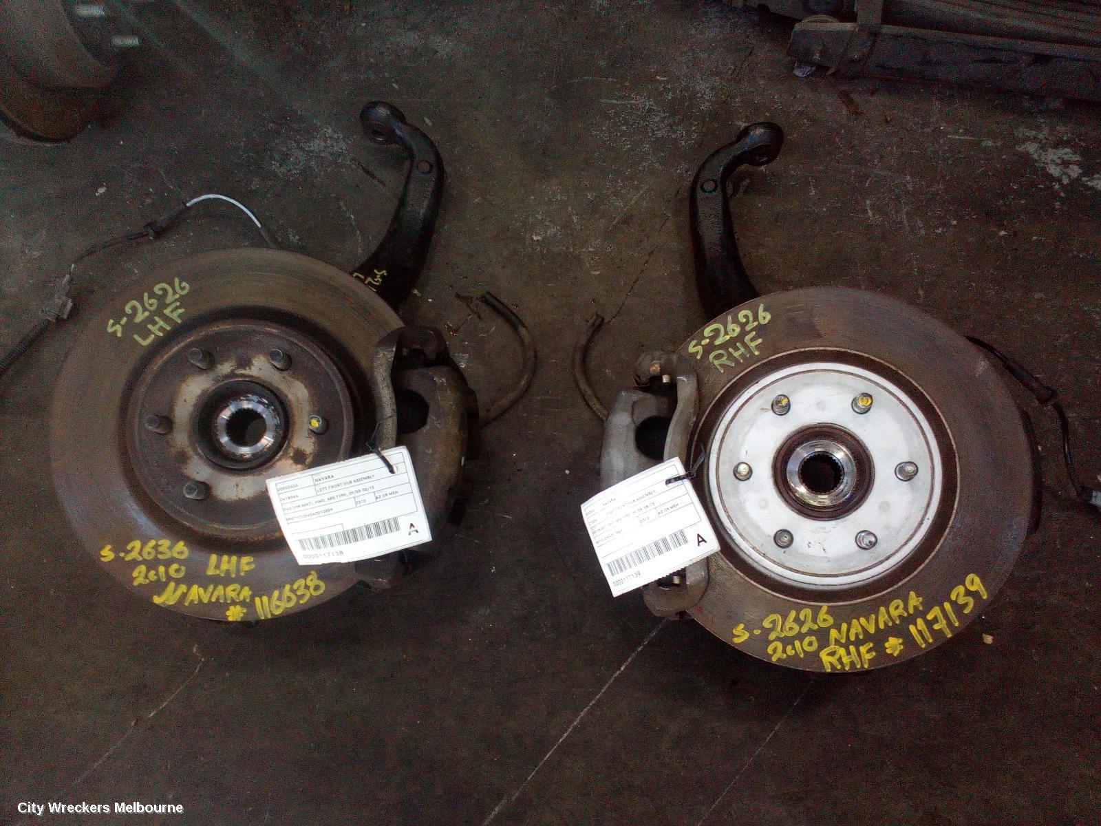 NISSAN NAVARA RIGHT FRONT HUB ASSEMBLY, D40 (VIN MNT), 4WD, ABS TYPE, 09/2005 - 08/2015