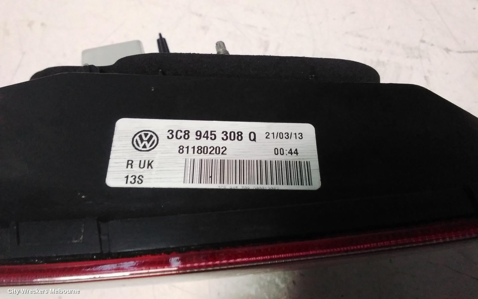 VOLKSWAGEN PASSAT REAR GARNISH, BOOTLID LAMP (RH SIDE), 3CC, SEDAN, 03/2012 - 12/2016