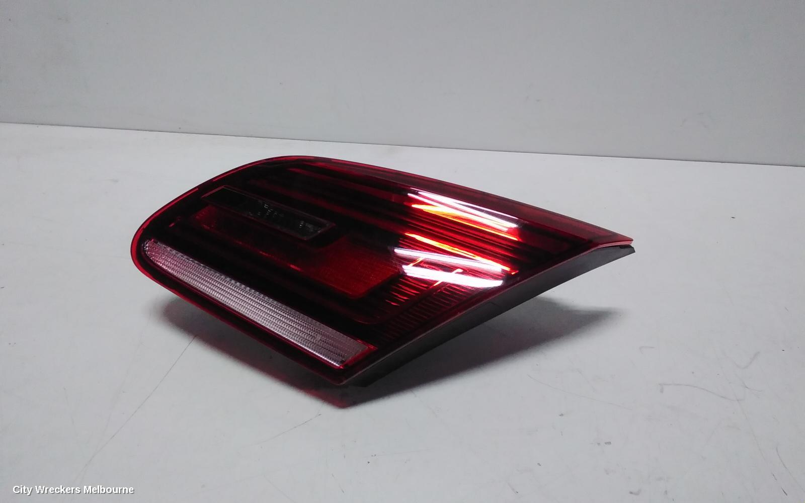 VOLKSWAGEN PASSAT REAR GARNISH, BOOTLID LAMP (RH SIDE), 3CC, SEDAN, 03/2012 - 12/2016