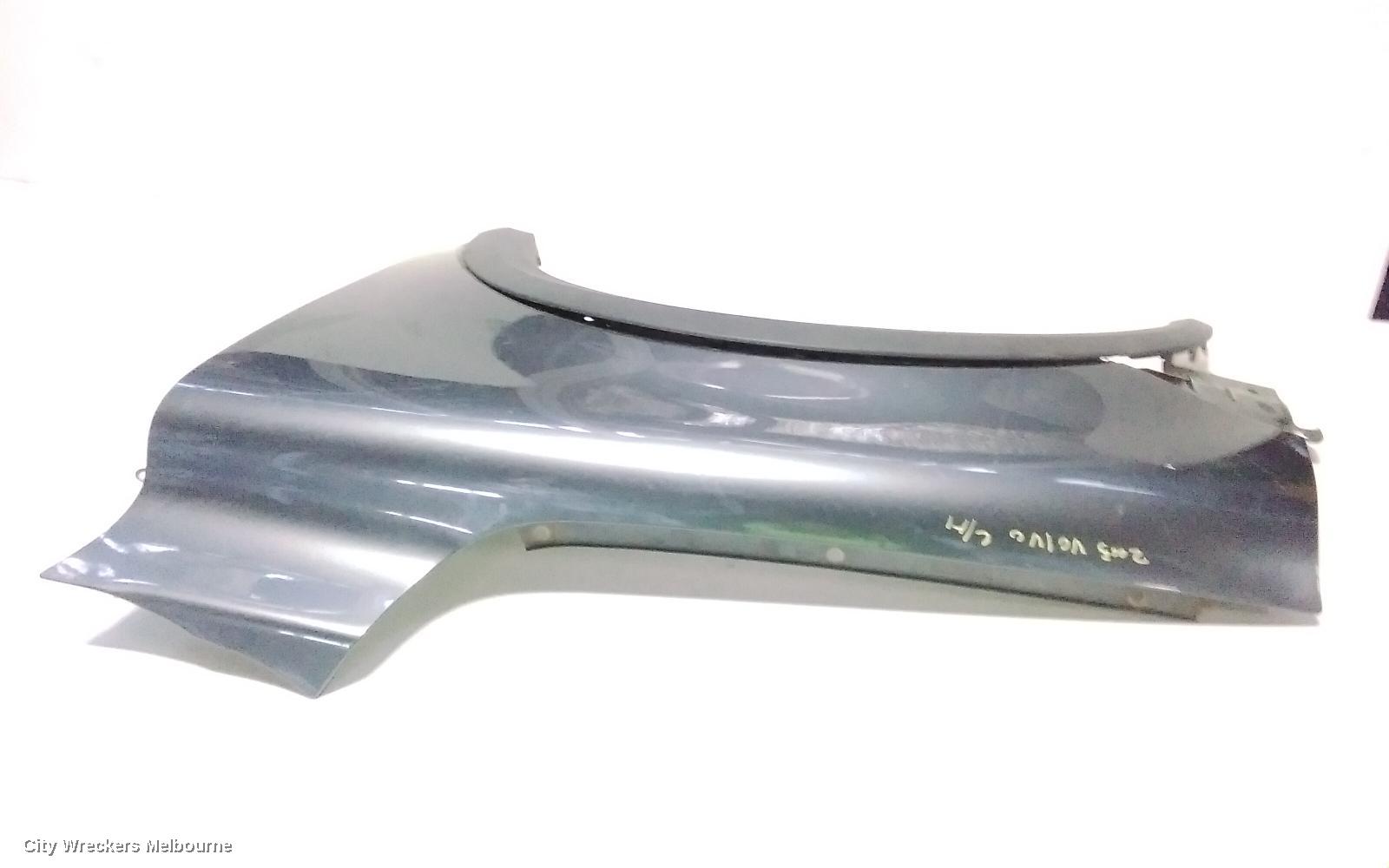 VOLVO XC90 LEFT GUARD, 07/2003 - 12/2014