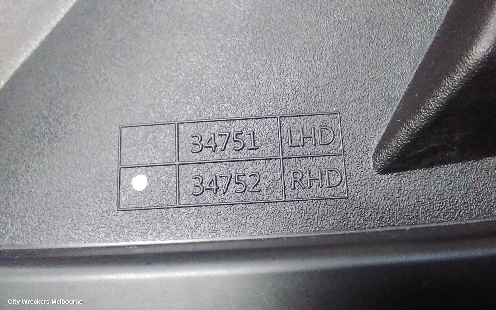 KIA STONIC LEFT HEADLAMP, YB, W/ HALOGEN TYPE, NON PROJECTOR TYPE, 04/2023 ONWARDS