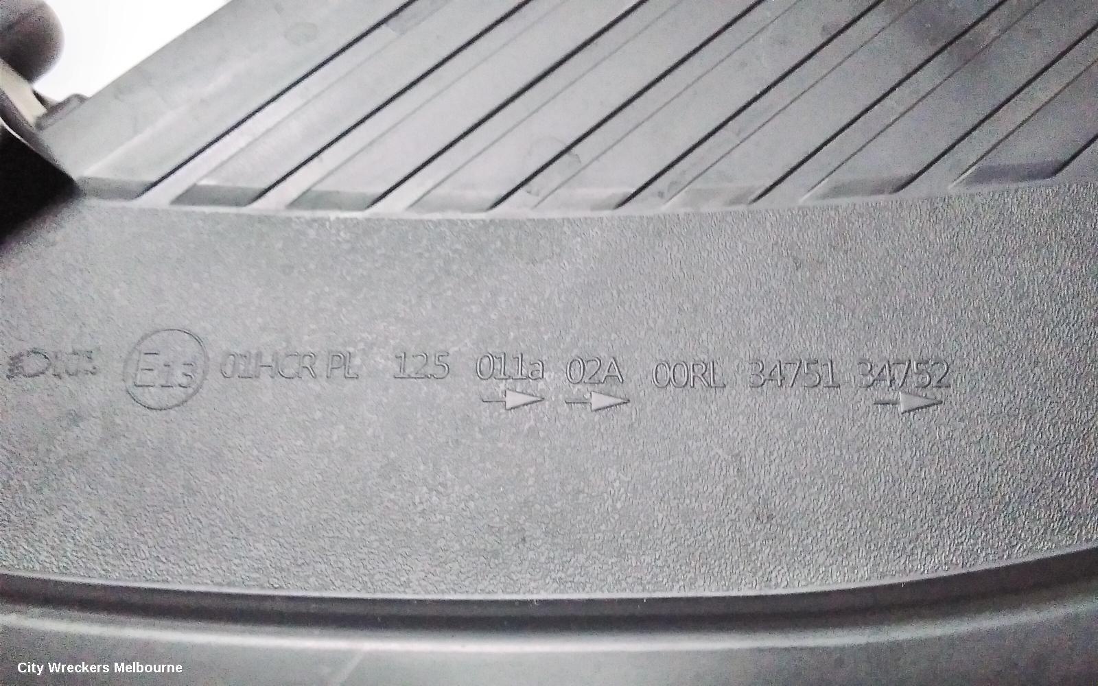 KIA STONIC LEFT HEADLAMP, YB, W/ HALOGEN TYPE, NON PROJECTOR TYPE, 04/2023 ONWARDS
