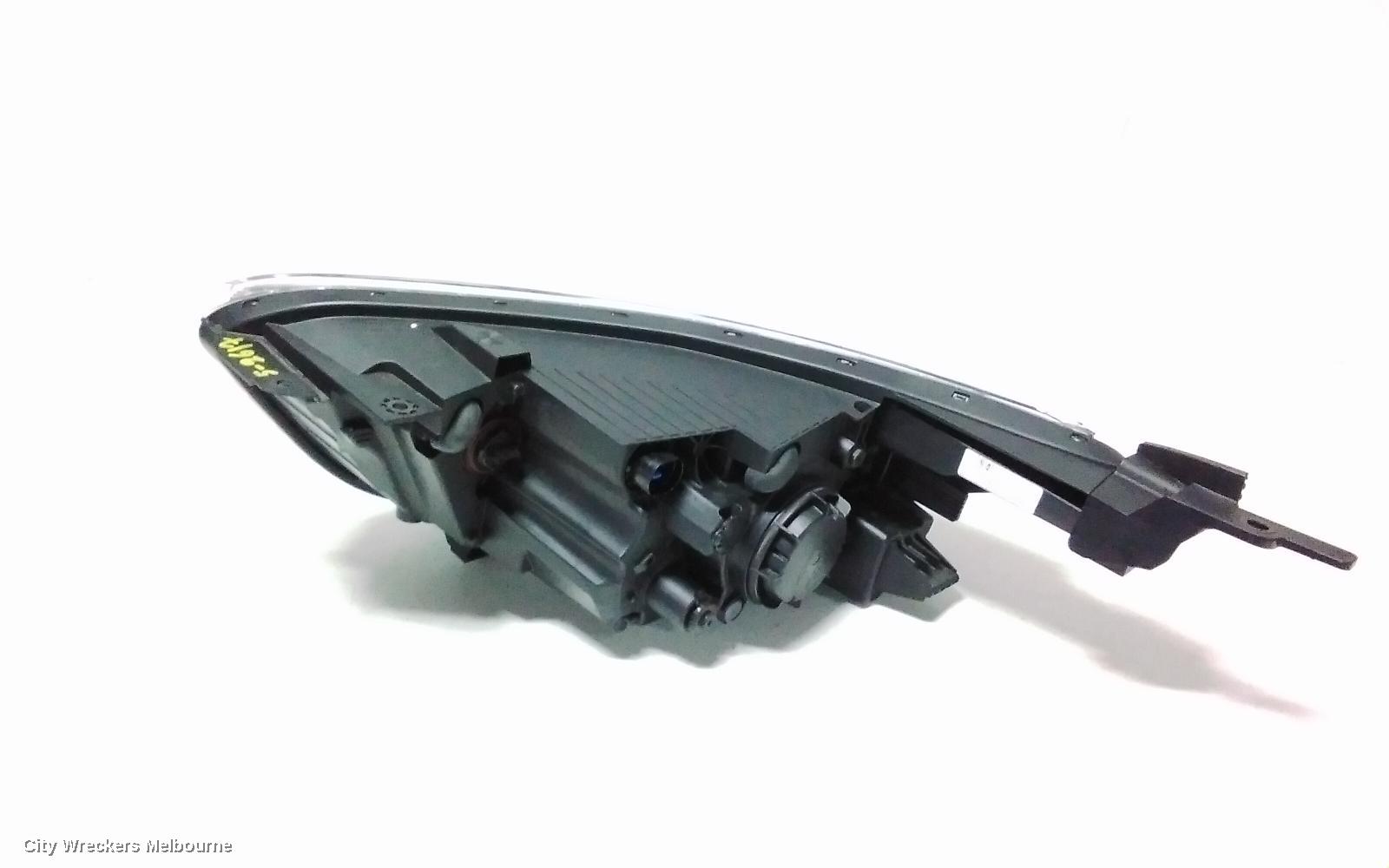 KIA STONIC RIGHT HEADLAMP, YB, W/ HALOGEN TYPE, NON PROJECTOR TYPE, 04/2023 ONWARDS
