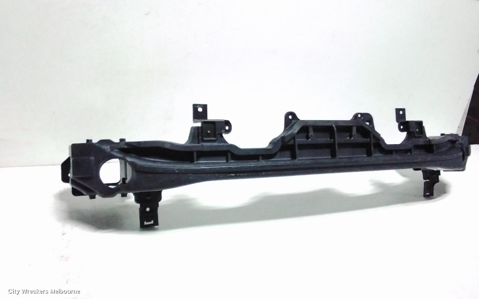KIA STONIC R/BAR BRACKET/REINFO, MAIN REINFORCEMENT, YB, SPORT, 08/2020 ONWARDS