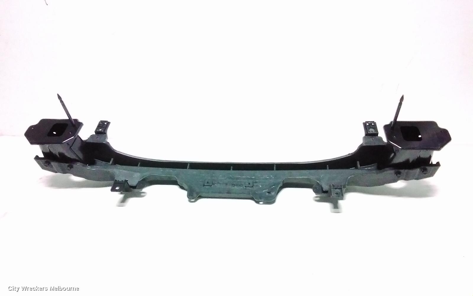 KIA STONIC R/BAR BRACKET/REINFO, MAIN REINFORCEMENT, YB, SPORT, 08/2020 ONWARDS