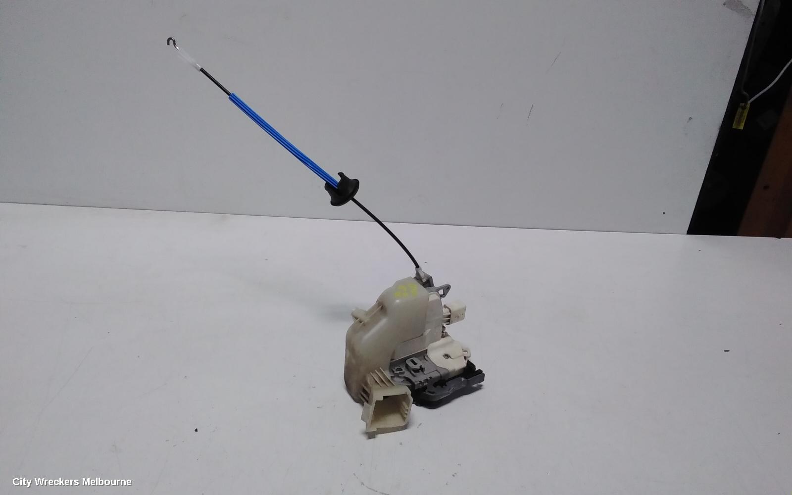 AUDI A5 DOOR/BOOT/GATE LOCK, RIGHT FRONT DOOR LOCK, 8T, DUAL ROW (7 PIN), P/N 8J2837016C, 11/2009 - 11/2016