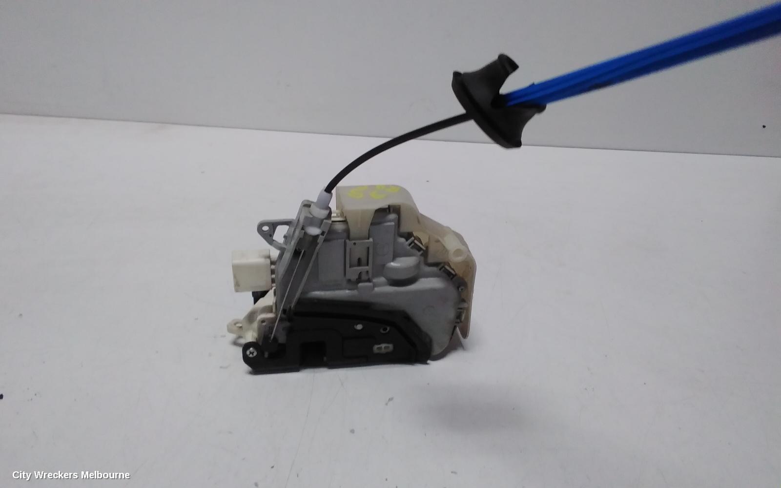 AUDI A5 DOOR/BOOT/GATE LOCK, RIGHT FRONT DOOR LOCK, 8T, DUAL ROW (7 PIN), P/N 8J2837016C, 11/2009 - 11/2016