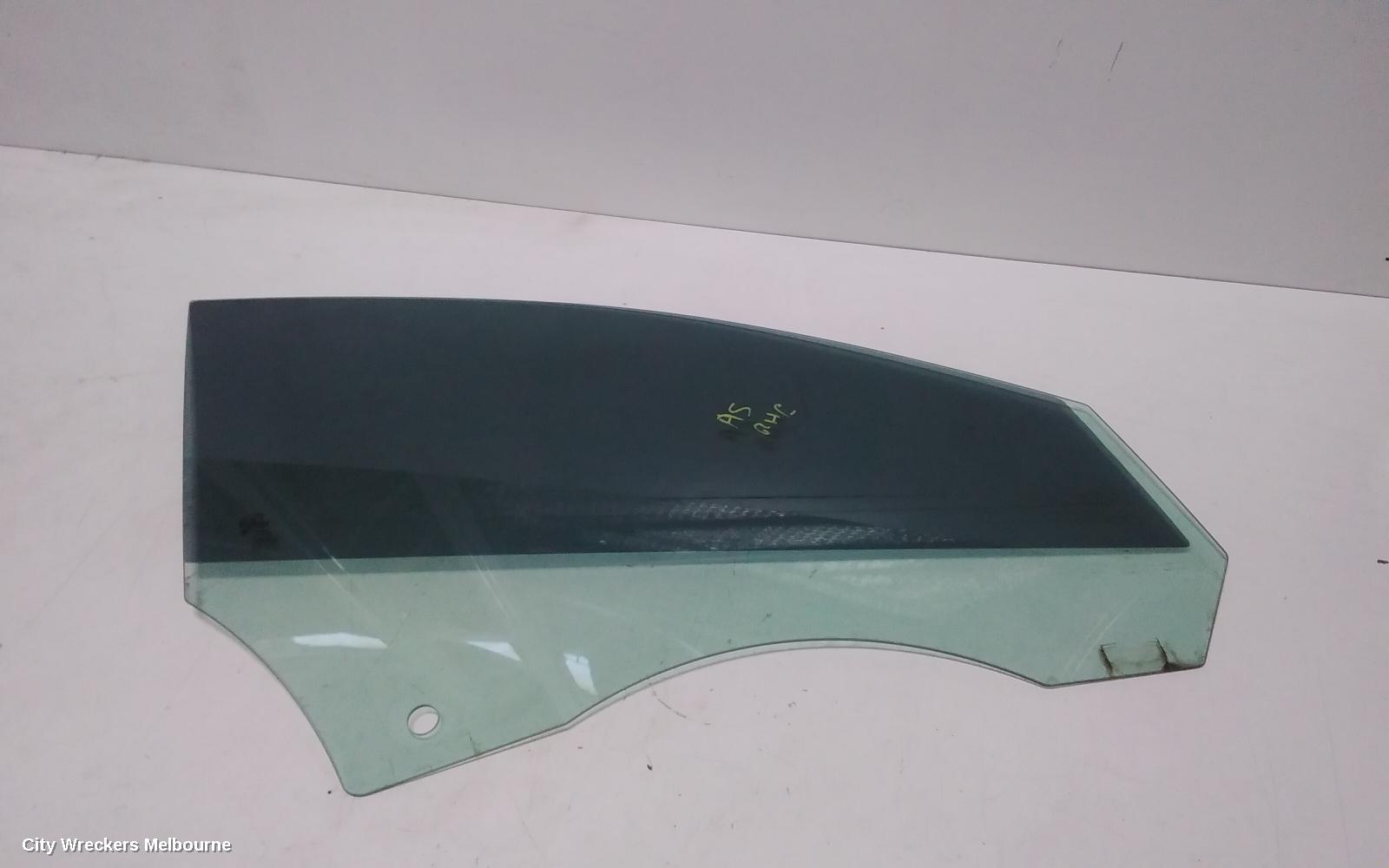 AUDI A5 RIGHT FRONT DOOR WINDOW, HATCHBACK, 8T, 10/2009 - 11/2016