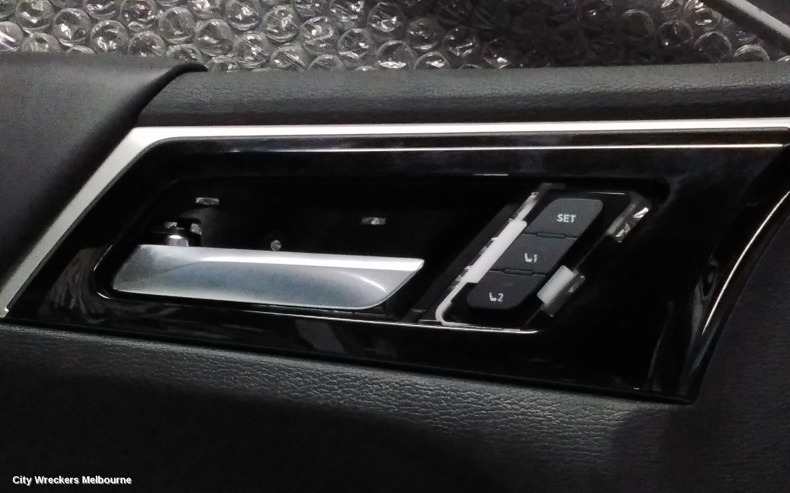 MITSUBISHI OUTLANDER DOOR TRIM, LH FRONT, LEATHER, LIGHT GREY, ZM, 08/2021 ONWARDS