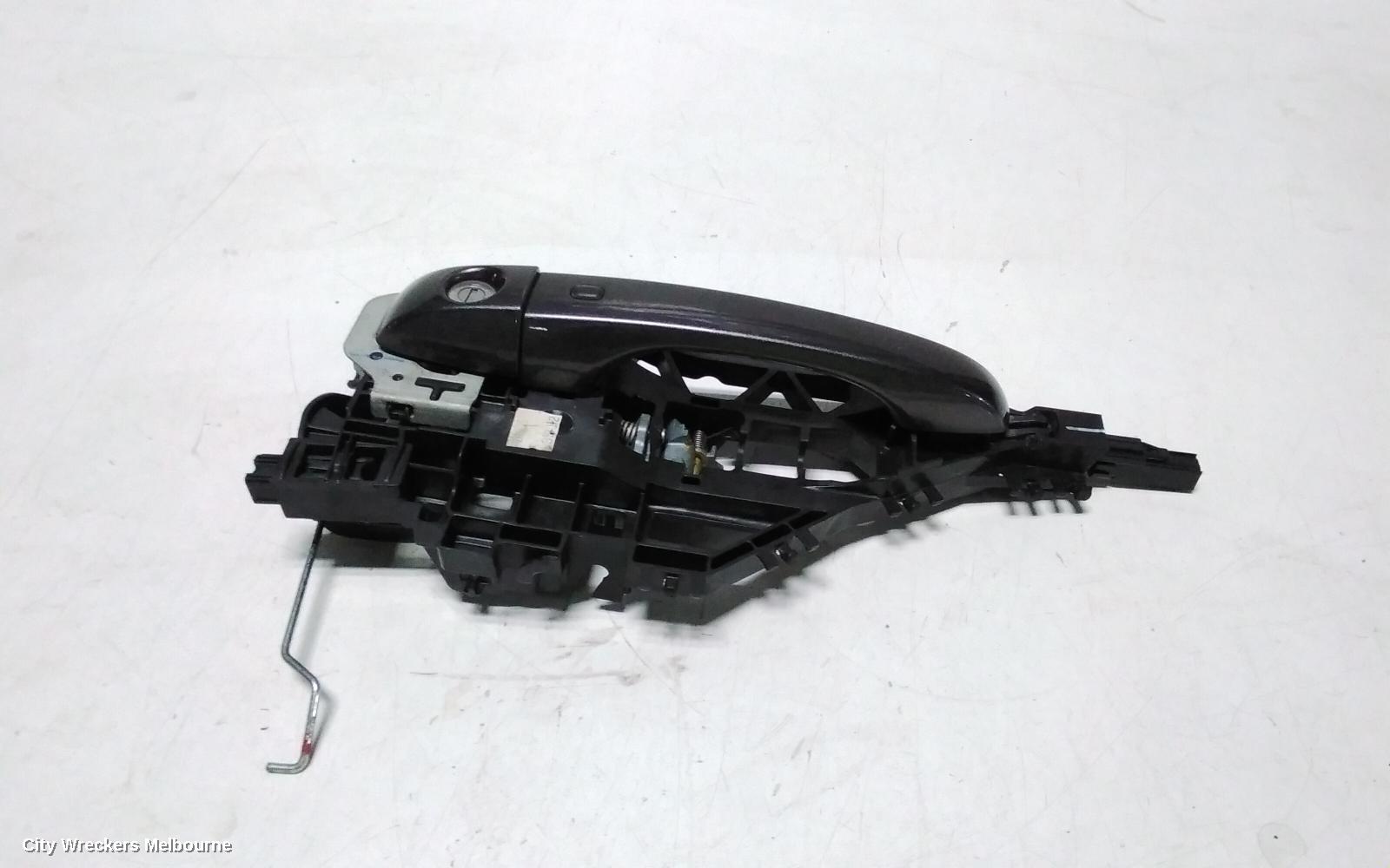 CHRYSLER 300C DOOR HANDLE, OUTER, RH FRONT, LX2, 12/2011 - 12/2014