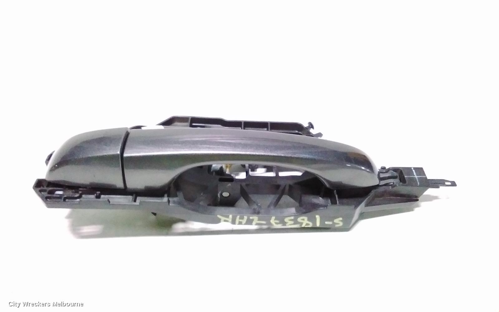 CHRYSLER 300C DOOR HANDLE, OUTER, LH REAR, LX2, 12/2011 - 12/2014