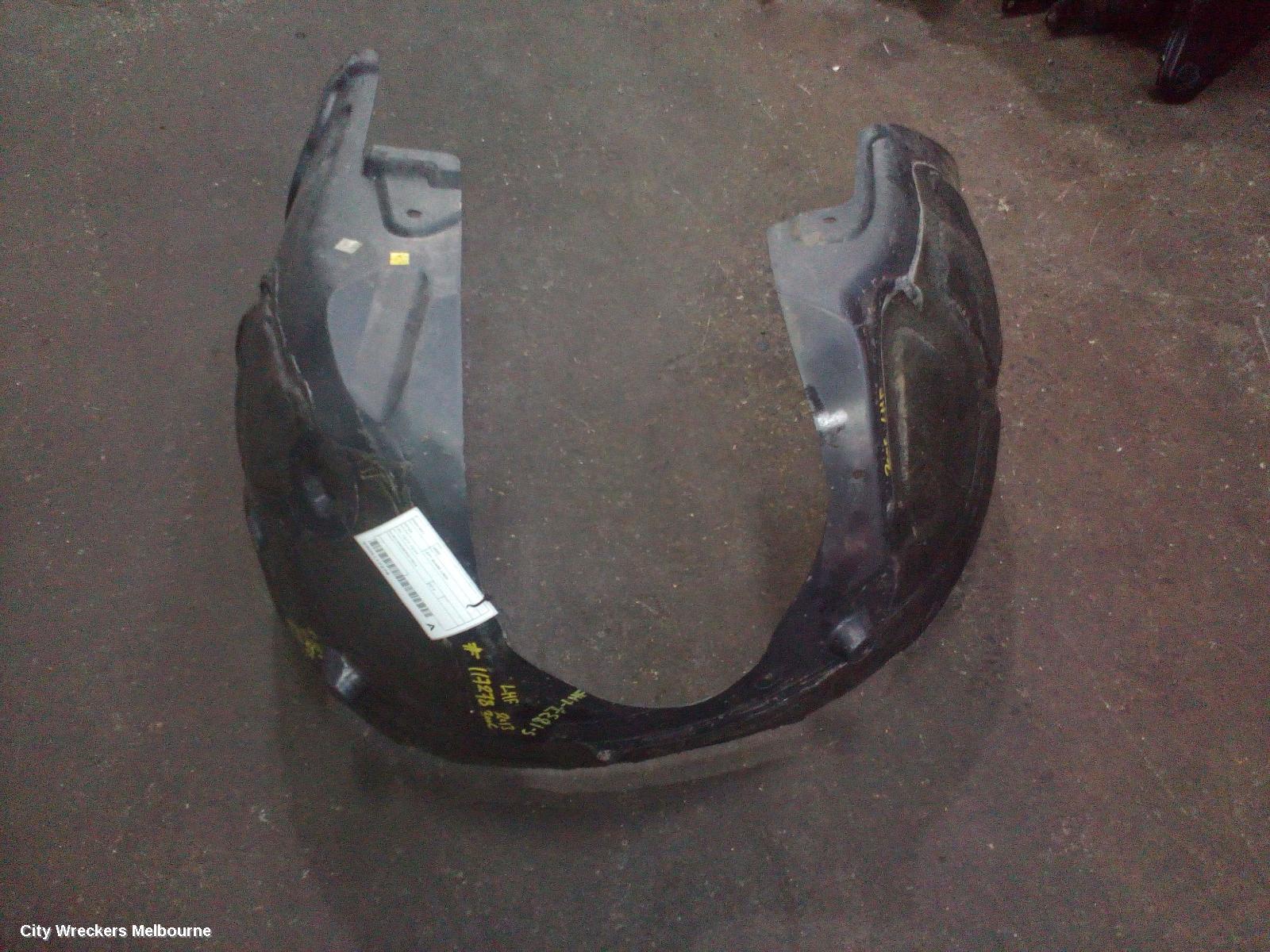 CHRYSLER 300C LEFT GUARD LINER, LX2, FRONT, 12/2011 - 12/2014