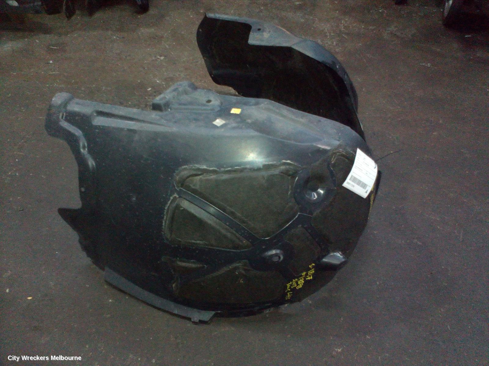 CHRYSLER 300C LEFT GUARD LINER, LX2, FRONT, 12/2011 - 12/2014