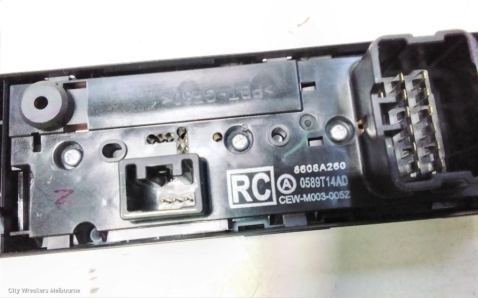 MITSUBISHI ASX PWR DR WIND SWITCH, RH FRONT (MASTER SWITCH), XB-XD, 07/2013 ONWARDS