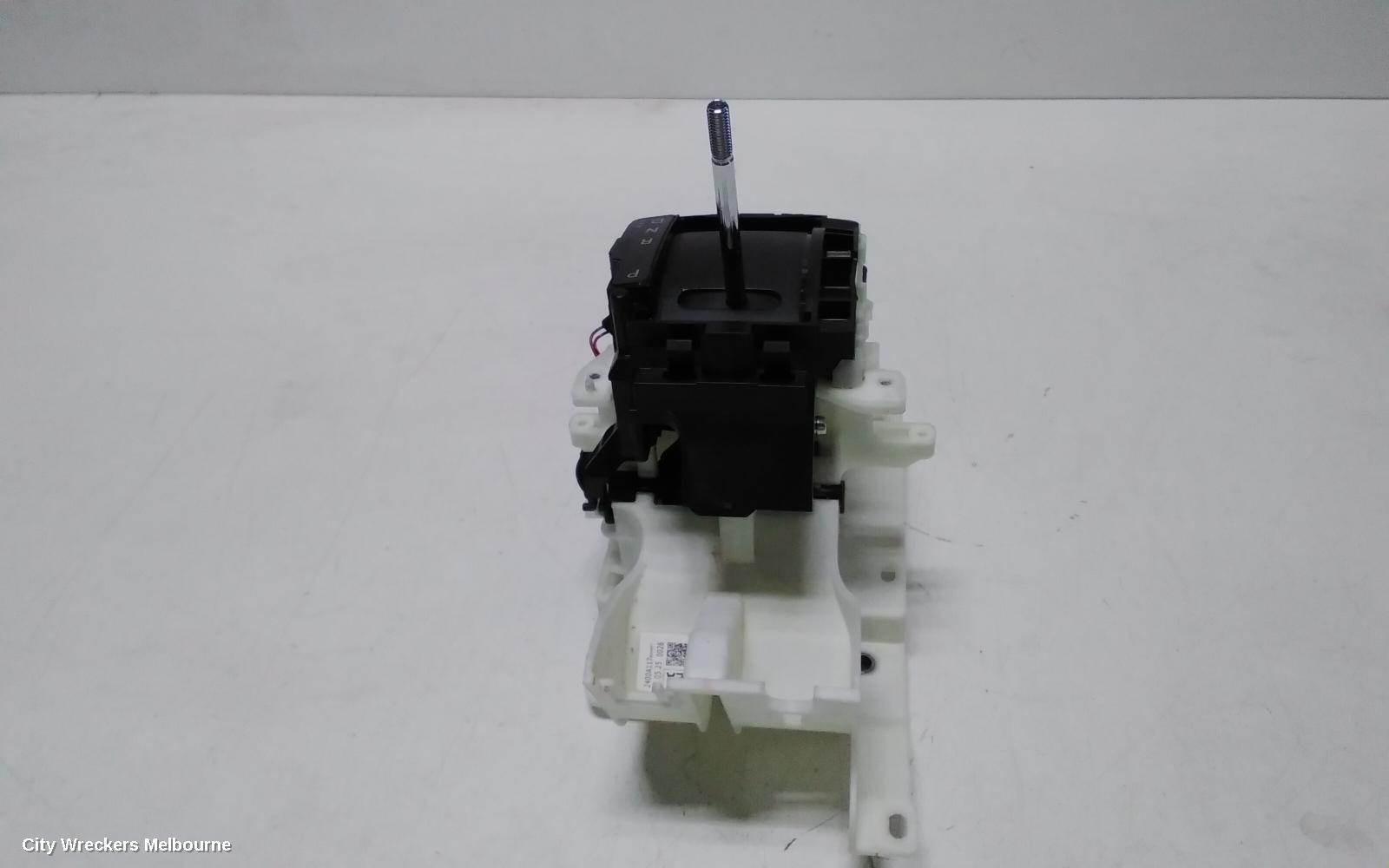MITSUBISHI ASX GEAR STICK/SHIFTER, AUTO T/M, 2.0, PETROL, 2WD, ROUND SHIFTER TYPE, XA-XB, 05/2010 - 08/2016