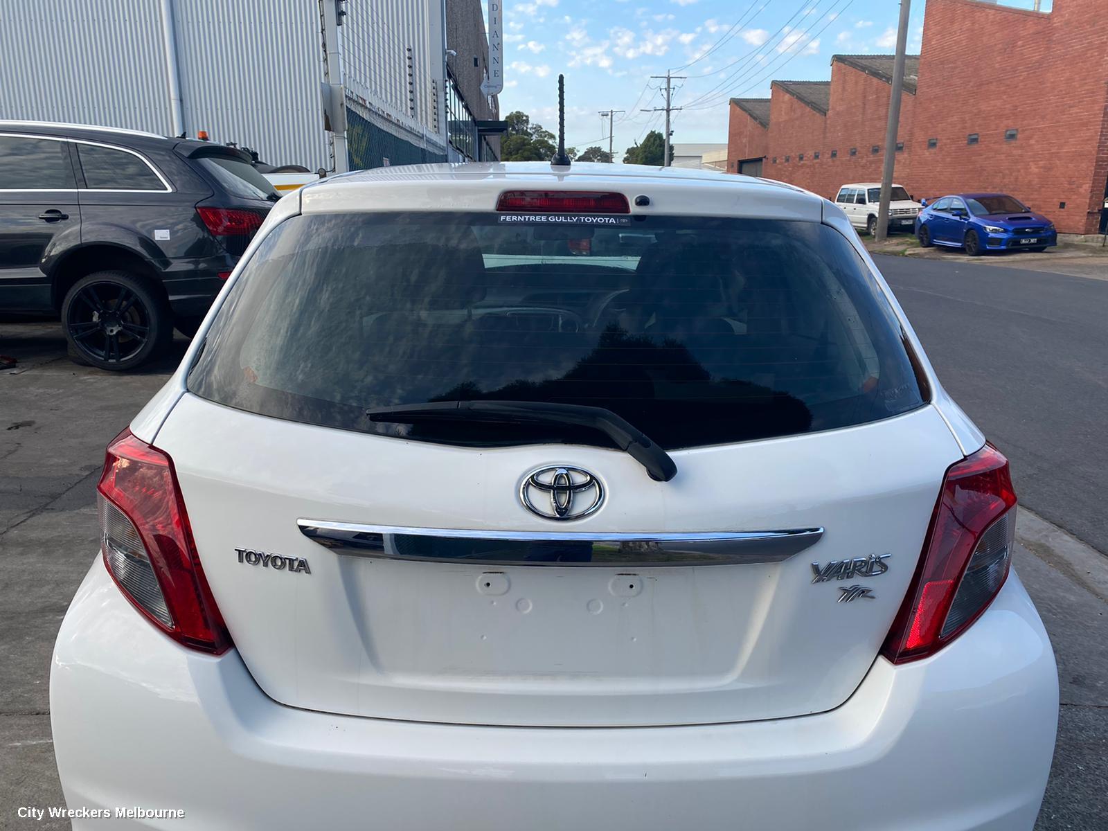 TOYOTA YARIS RIGHT REAR STRUT, ***USE SHOCK ABSORBER PART TYPE***