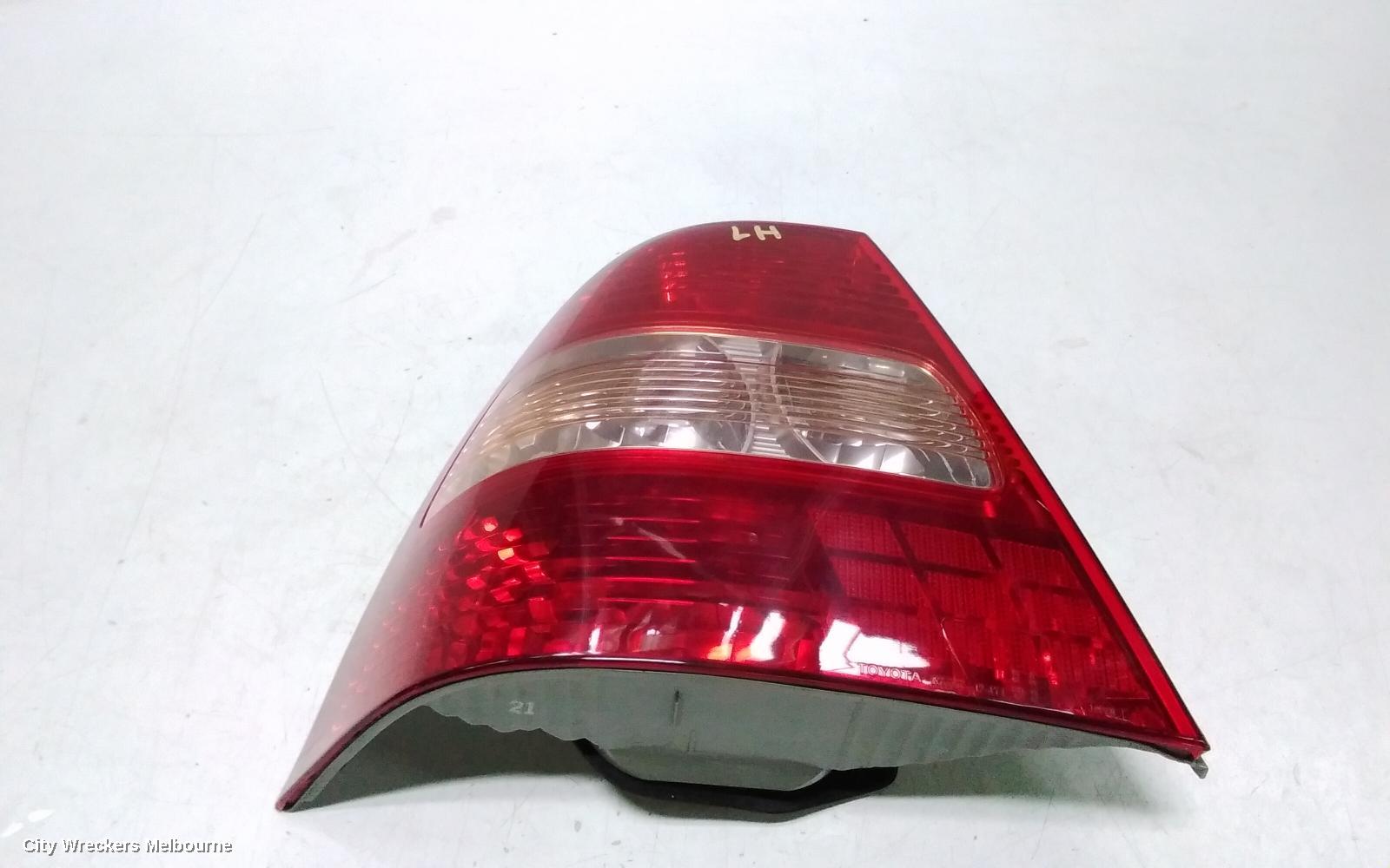 TOYOTA COROLLA LEFT TAILLIGHT, ZZE122, SEDAN, 12/2001 - 03/2004