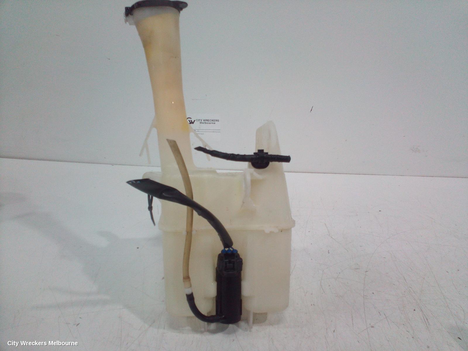 TOYOTA COROLLA WASHER BOTTLE, ZZE122, SEDAN, 12/2001 - 06/2007