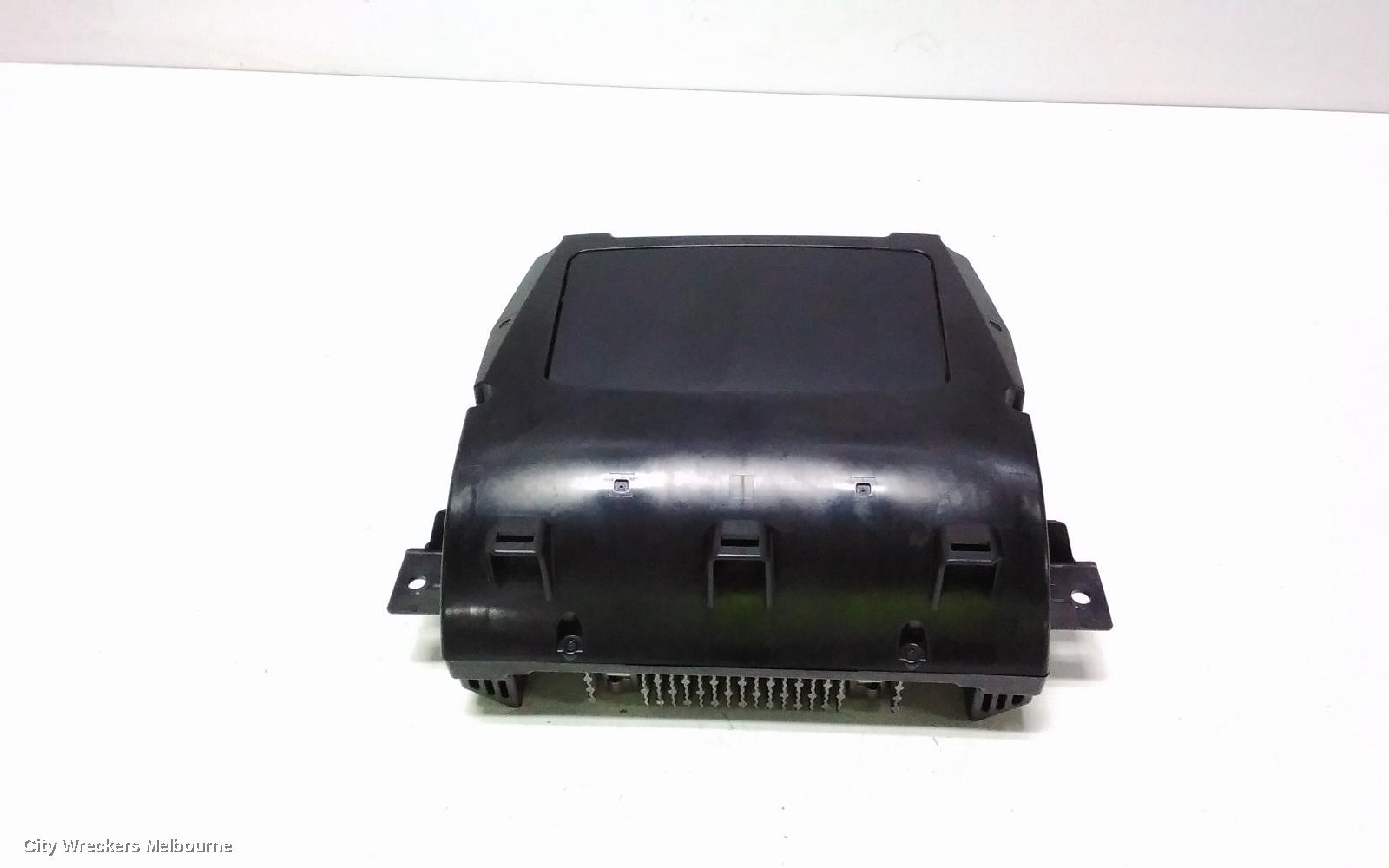 FORD FOCUS INSTRUMENT CLUSTER, AUTO T/M, PETROL, SA, 10/2018 ONWARDS