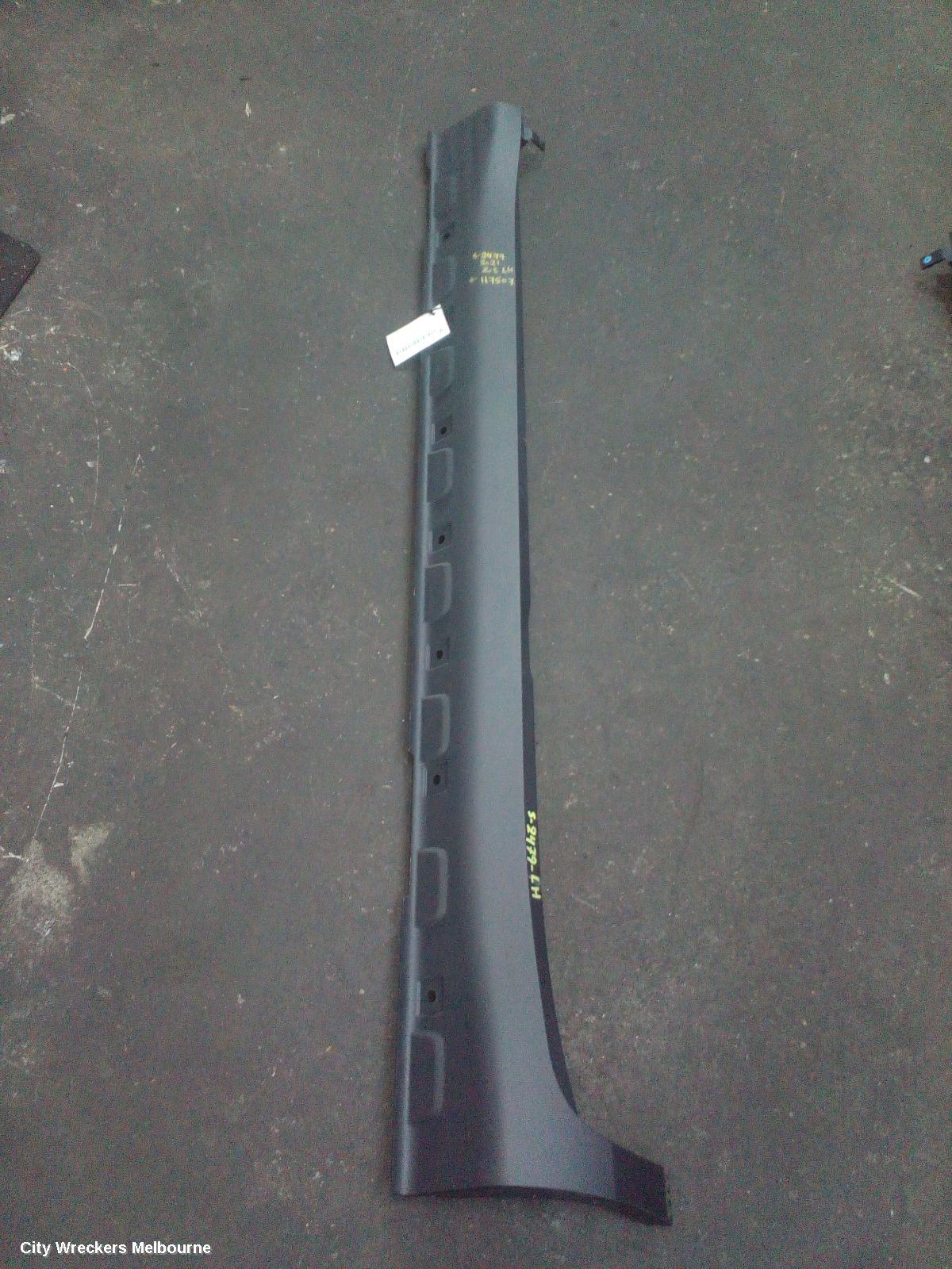 MG ZS SIDE STEP/SKIRT, AZS1, 09/2017 - 06/2025