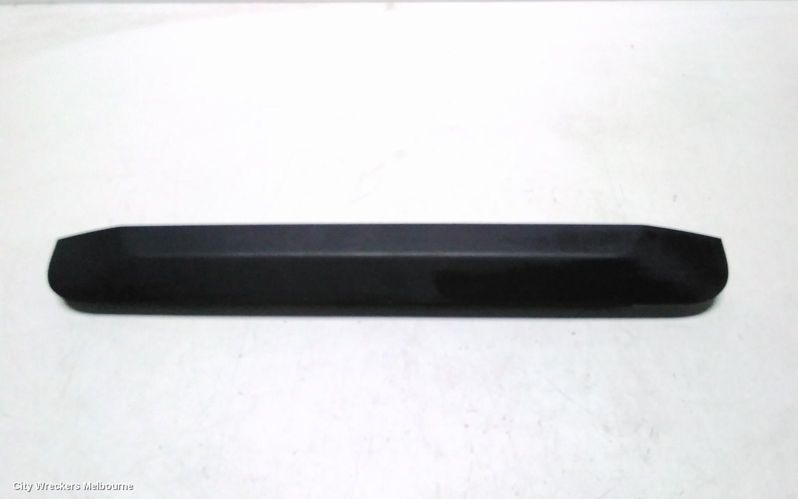 LDV DELIVER 9 REAR GARNISH, LH BARN DOOR, UPPER GARNISH MOULDING, 07/2020 ONWARDS
