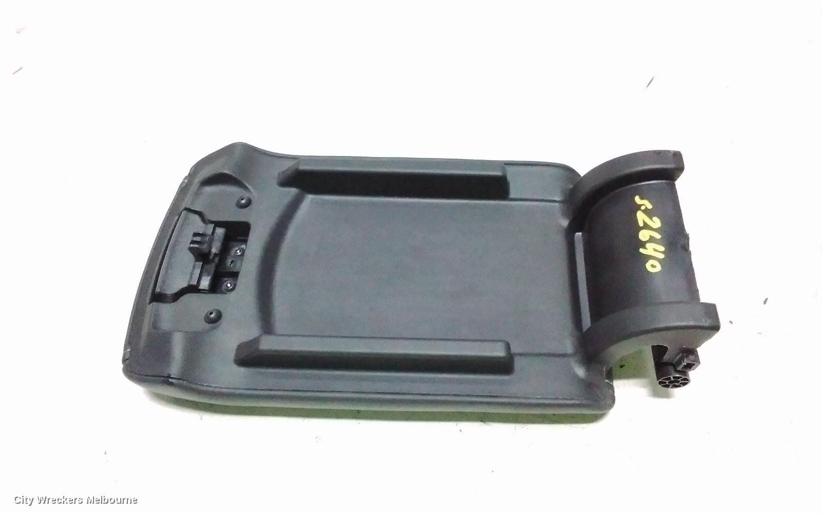 HOLDEN ACADIA CONSOLE, AC, CONSOLE LID ONLY, 08/2018 - 12/2020