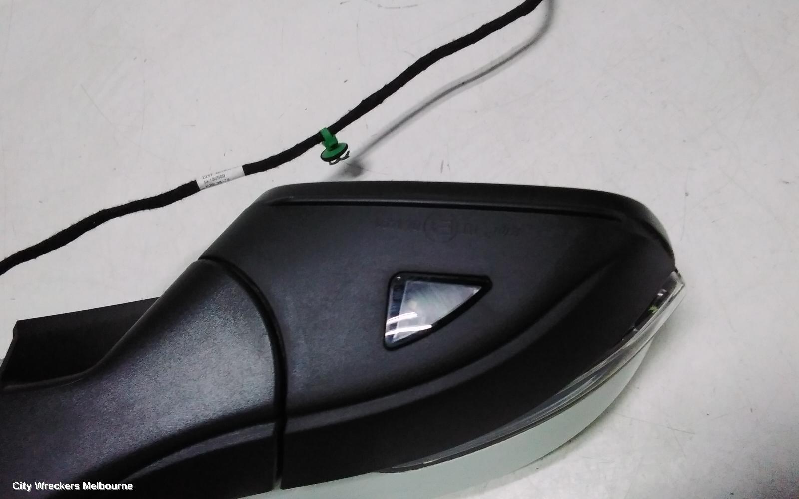 VOLKSWAGEN T-ROC RIGHT DOOR MIRROR, A1, POWER FOLD & HEATED TYPE, W/ BLIND SPOT TYPE, COLOUR CODED, 03/2020 - 07/2022