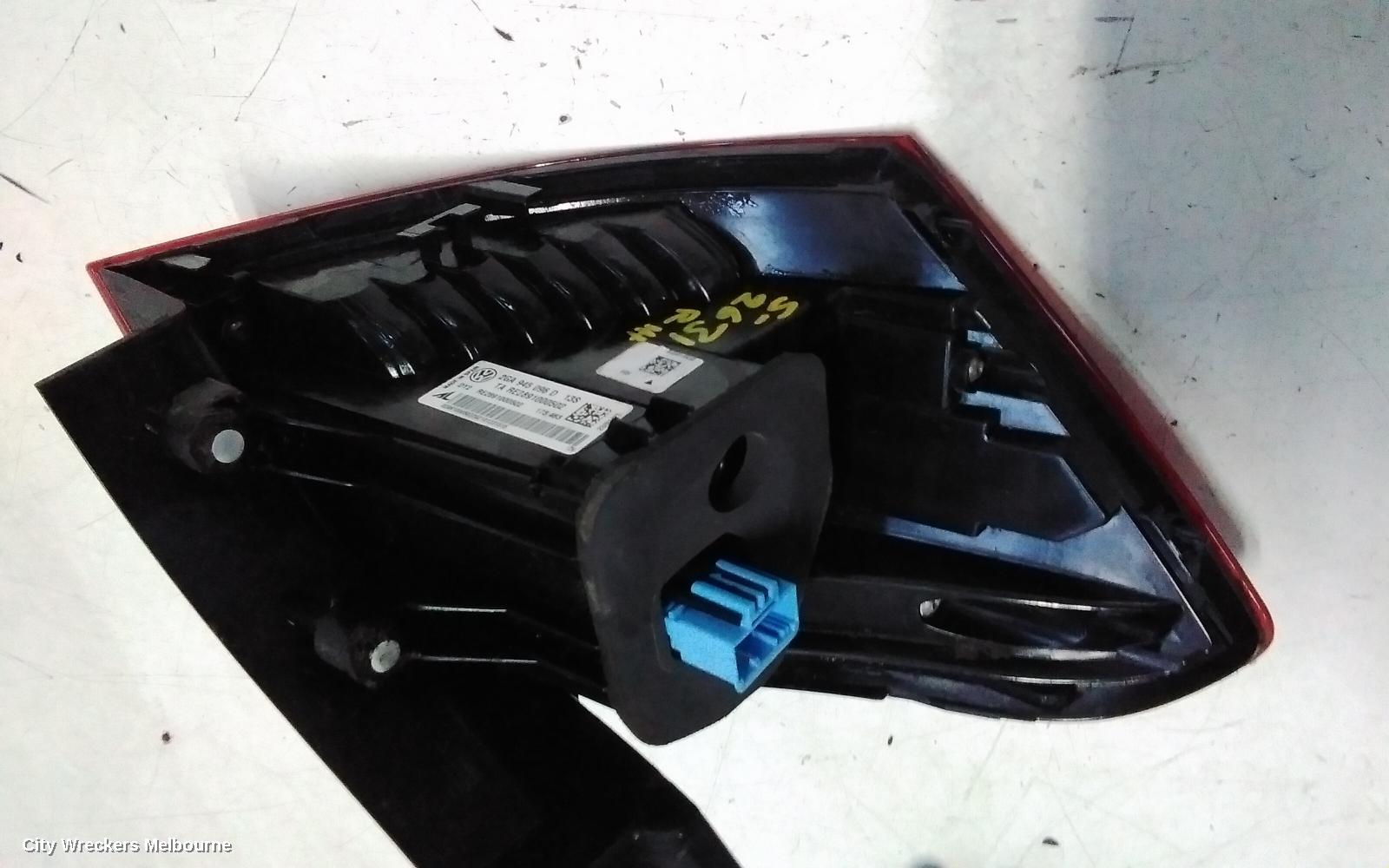 VOLKSWAGEN T-ROC RIGHT TAILLIGHT, A1, IN BODY, BLACK INSERT TYPE, 03/2020 - 07/2022