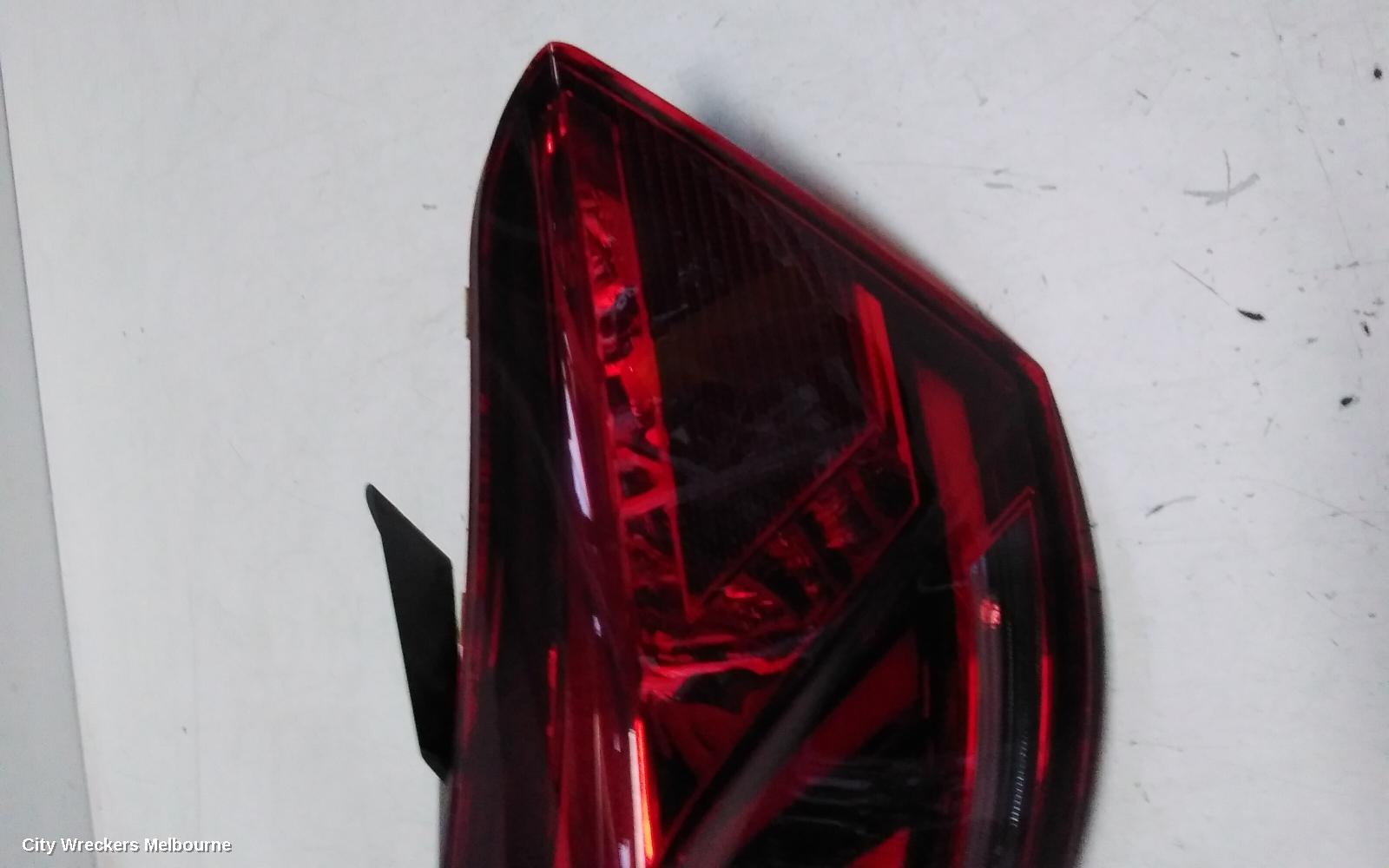 VOLKSWAGEN T-ROC RIGHT TAILLIGHT, A1, IN BODY, BLACK INSERT TYPE, 03/2020 - 07/2022