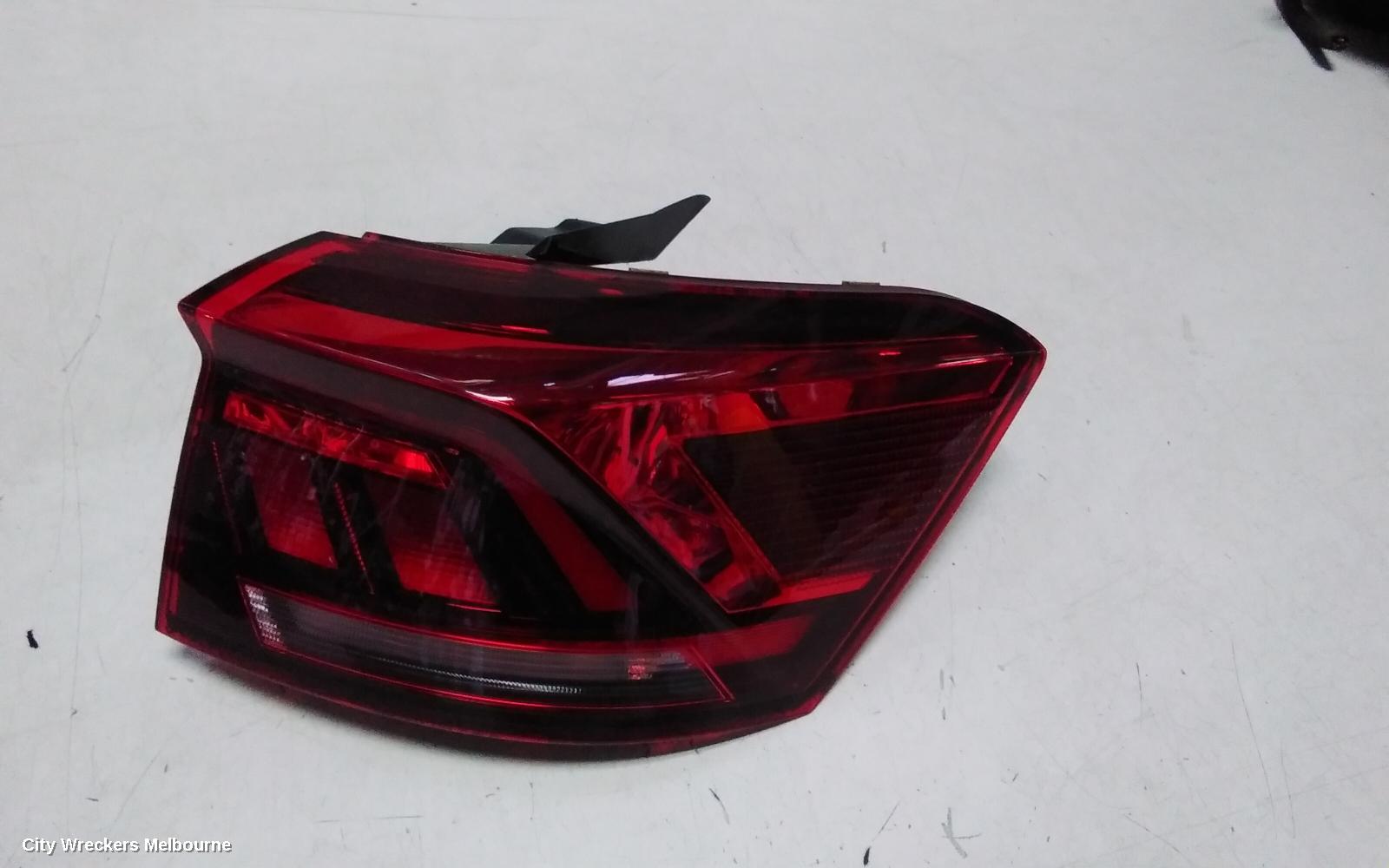 VOLKSWAGEN T-ROC RIGHT TAILLIGHT, A1, IN BODY, BLACK INSERT TYPE, 03/2020 - 07/2022
