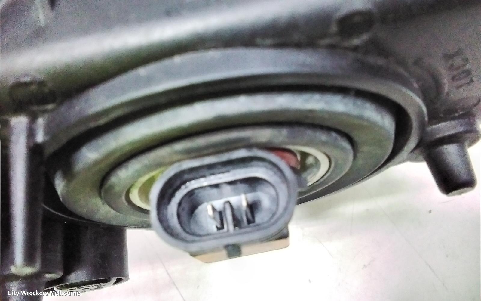 HYUNDAI TUCSON RIGHT INDICATOR/FOG/SIDE, BUMPER FOGLAMP, TL, KOREAN BUILT (VIN KMHJ), 07/2015 - 06/2018