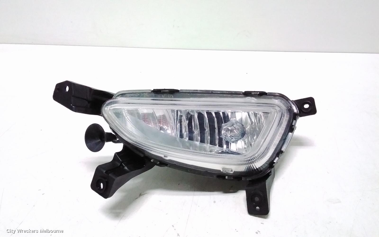 HYUNDAI TUCSON RIGHT INDICATOR/FOG/SIDE, BUMPER FOGLAMP, TL, KOREAN BUILT (VIN KMHJ), 07/2015 - 06/2018