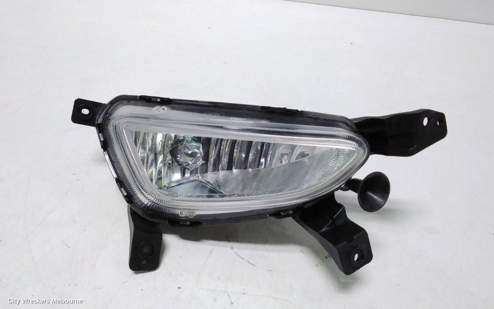 HYUNDAI TUCSON LEFT INDICATOR/FOG/SIDE, DAYTIME RUNNING LAMP, TL, KOREAN BUILT (VIN KMHJ), 07/2015 - 06/2018