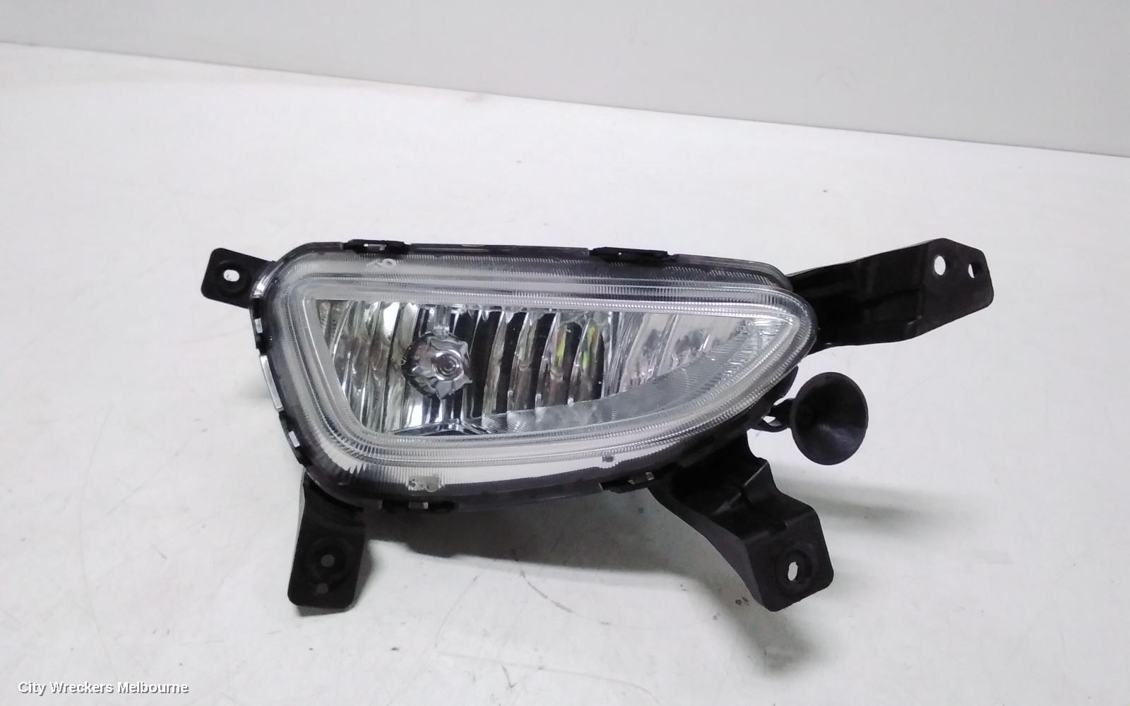 HYUNDAI TUCSON LEFT INDICATOR/FOG/SIDE, DAYTIME RUNNING LAMP, TL, KOREAN BUILT (VIN KMHJ), 07/2015 - 06/2018