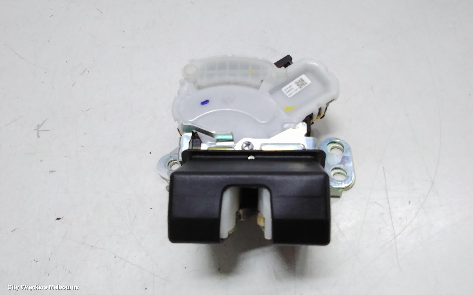SUZUKI BALENO DOOR/BOOT/GATE LOCK, TAILGATE LOCK, EW, 04/2016 - 12/2022