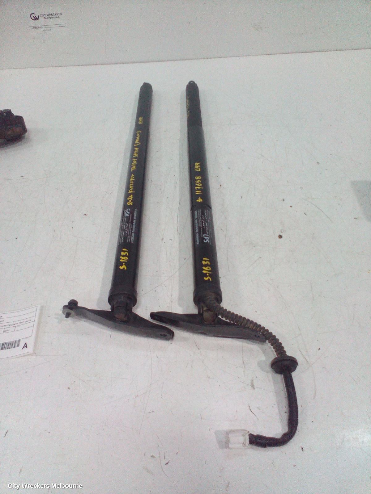 SUBARU FORESTER HATCH STRUT, TAILGATE STRUT (PAIR), SK, POWER TAILGATE TYPE, 08/2018 ONWARDS